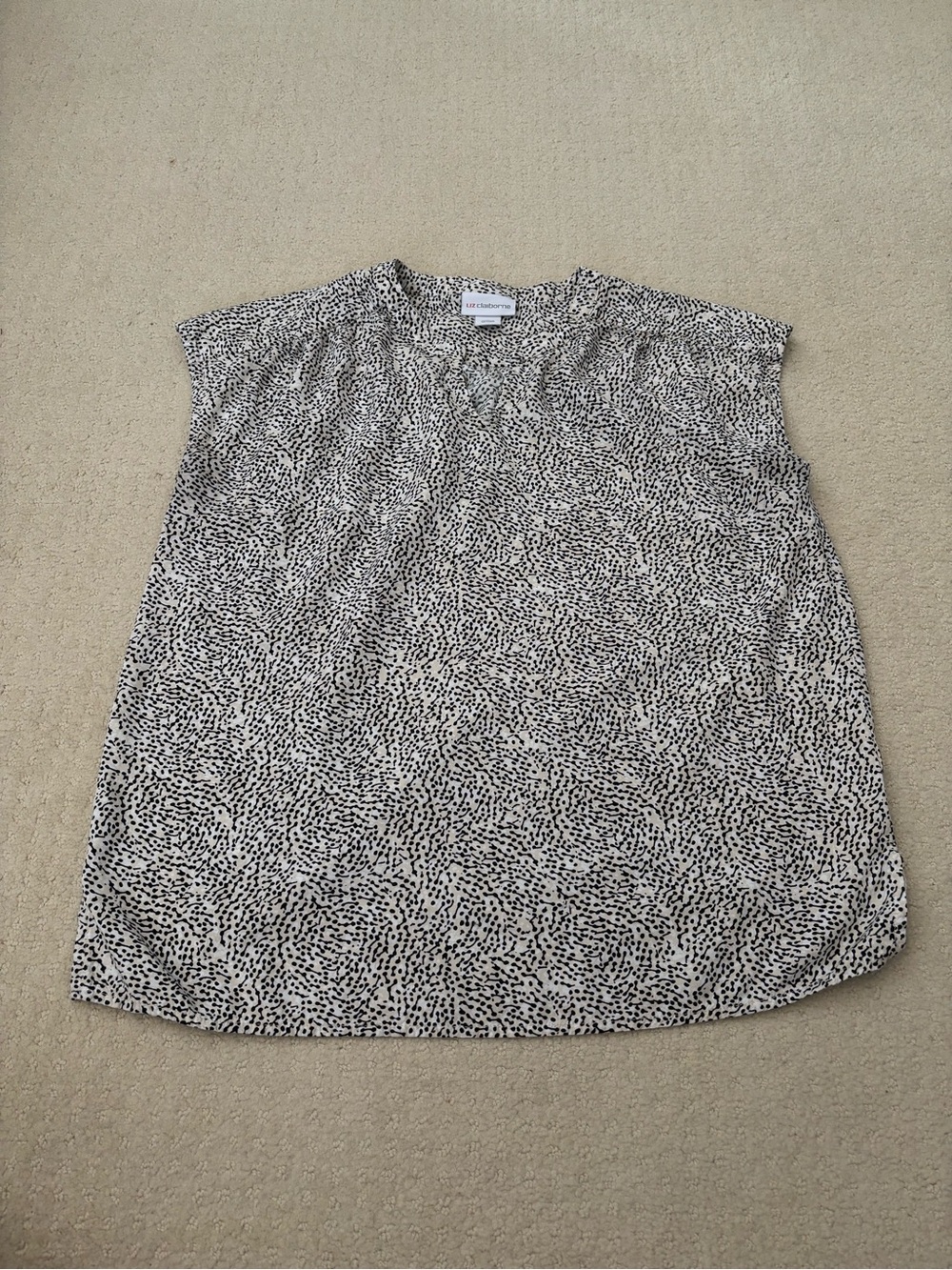 Liz Claiborne Women’s Cream Blouse with Black Spot Print Size Small